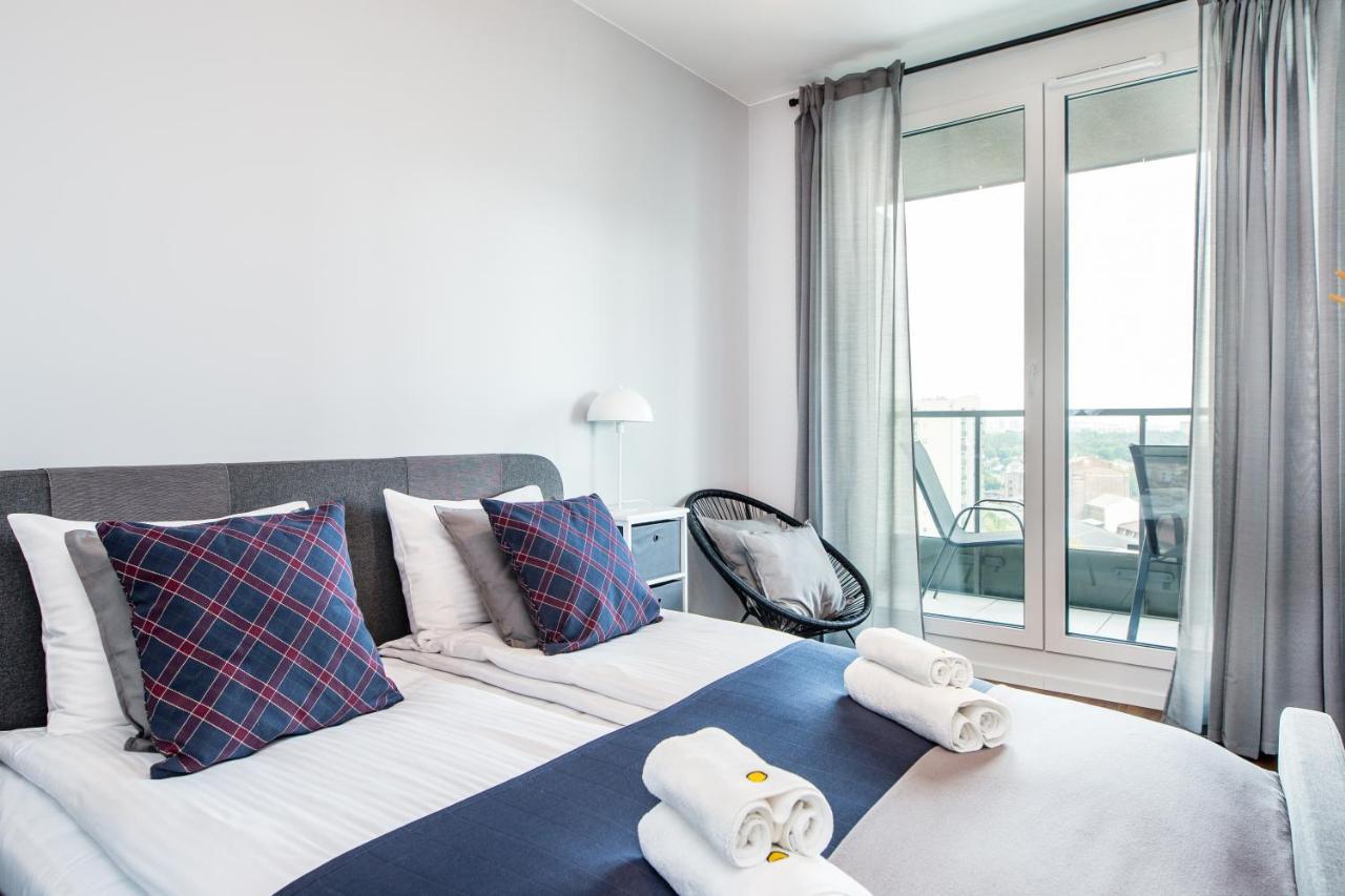 Mogilska Tower Apartments Near Tauron Arena By Inpoint - Free Underground Parking คราคูฟ ภายนอก รูปภาพ